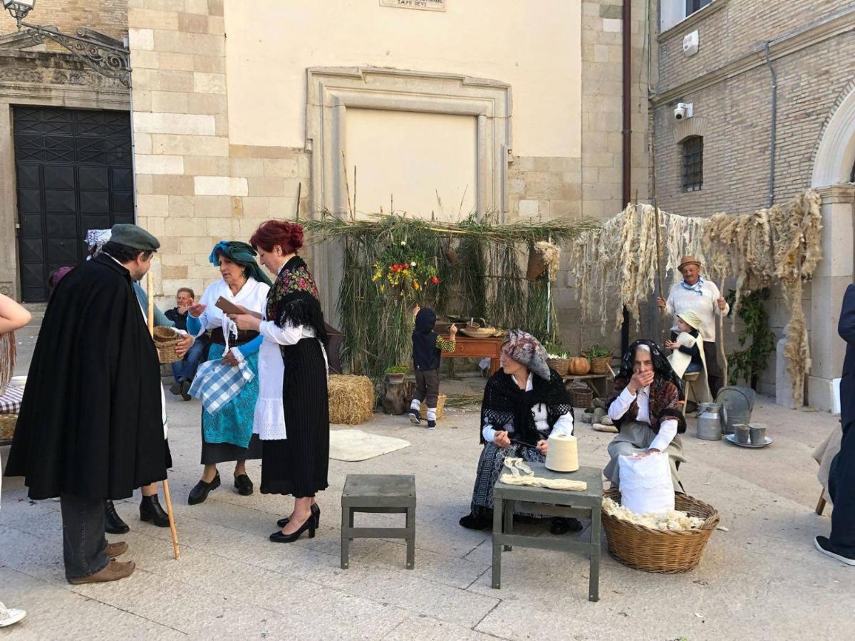 Alloggio Cattedrale Troia Eksteriør bilde